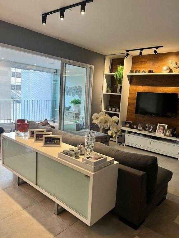 Apartamento à venda com 3 quartos, 134m² - Foto 3