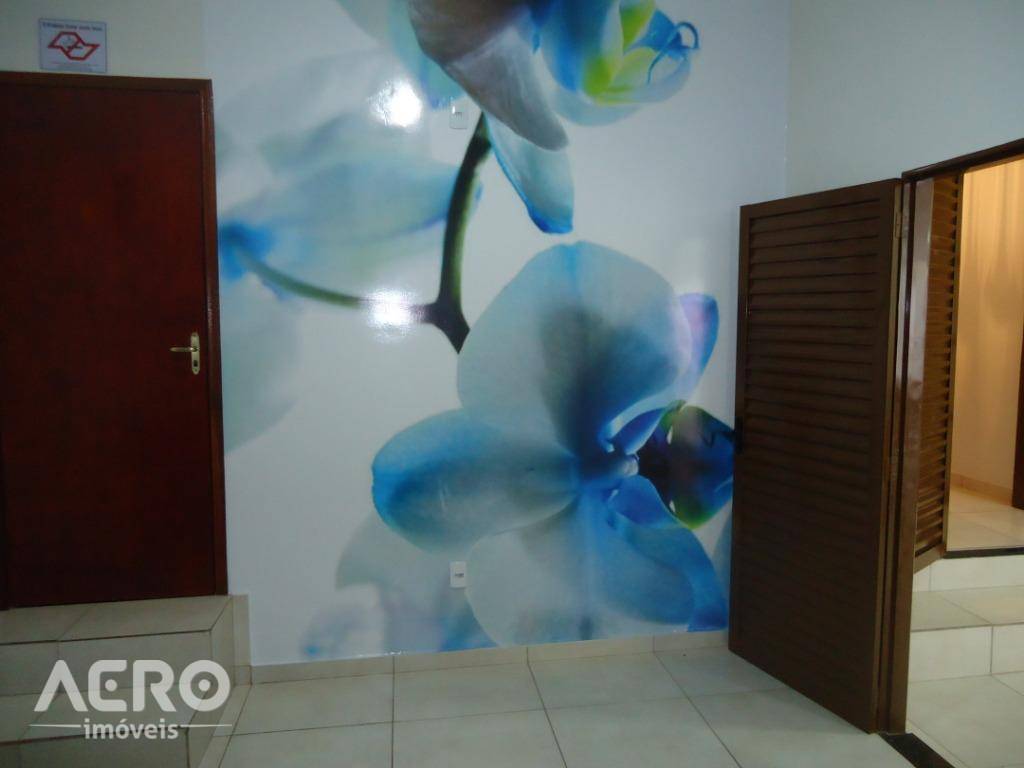 Casa à venda com 3 quartos, 200m² - Foto 19