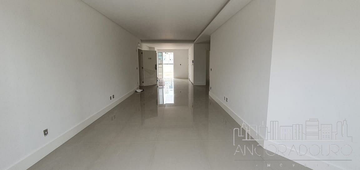 Apartamento à venda com 4 quartos, 353m² - Foto 20