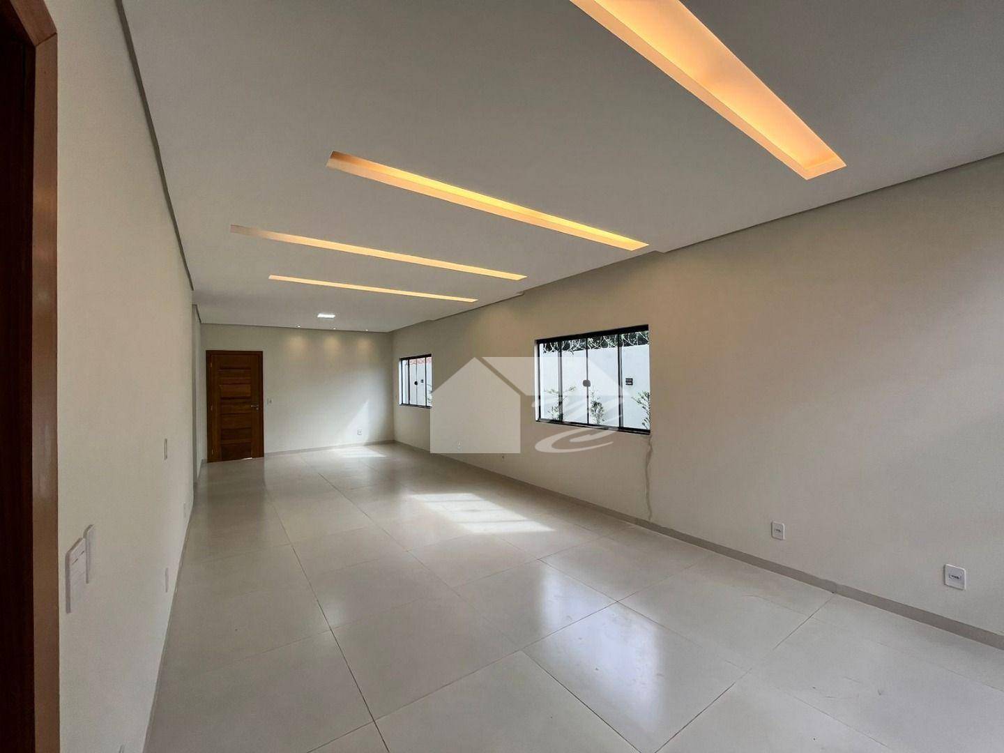 Casa à venda com 3 quartos, 188m² - Foto 11