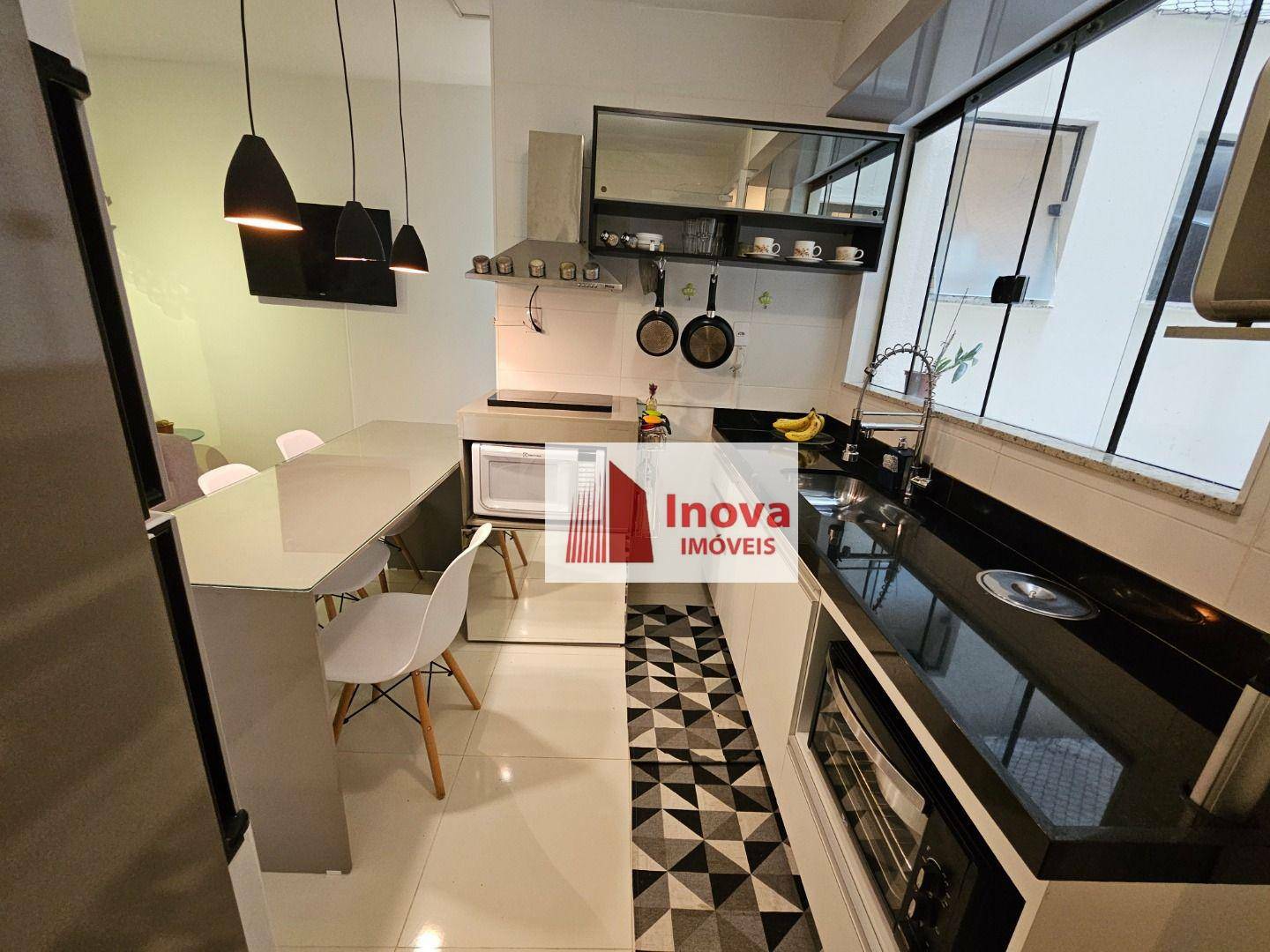 Apartamento à venda com 2 quartos, 82m² - Foto 9