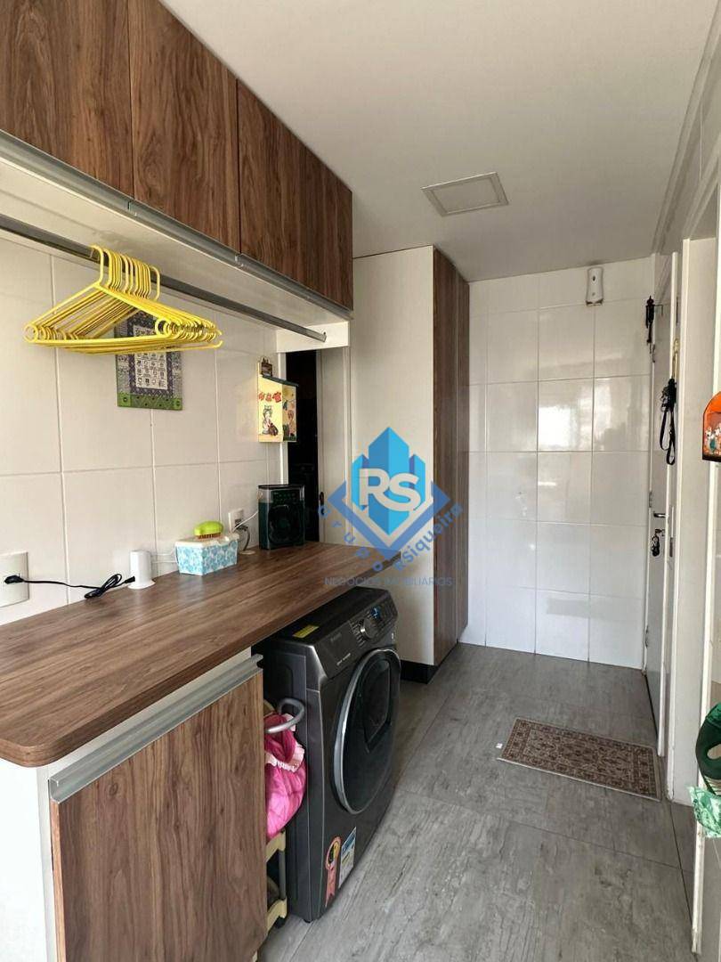 Apartamento à venda com 3 quartos, 162m² - Foto 23