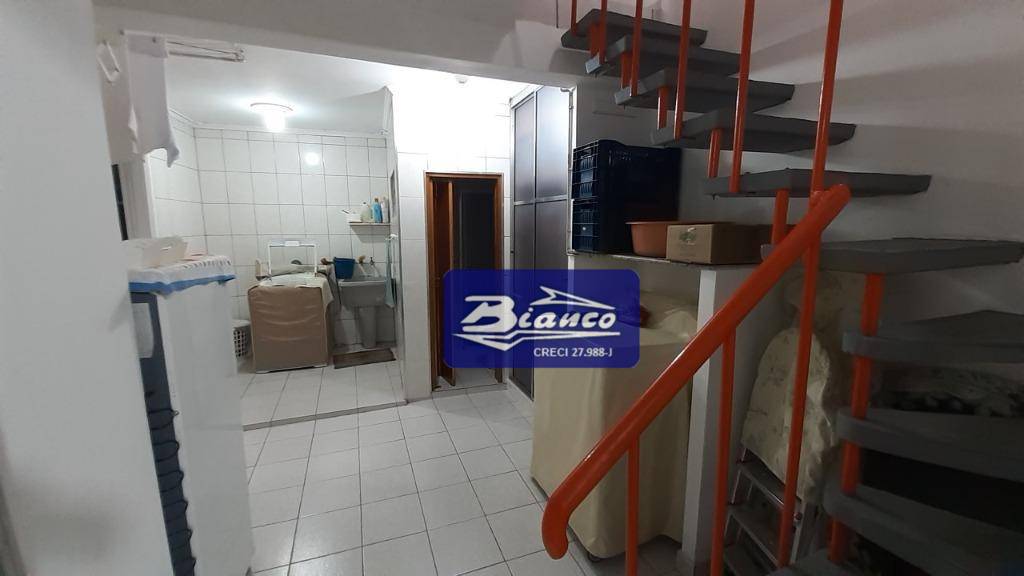 Sobrado à venda com 5 quartos, 125m² - Foto 12