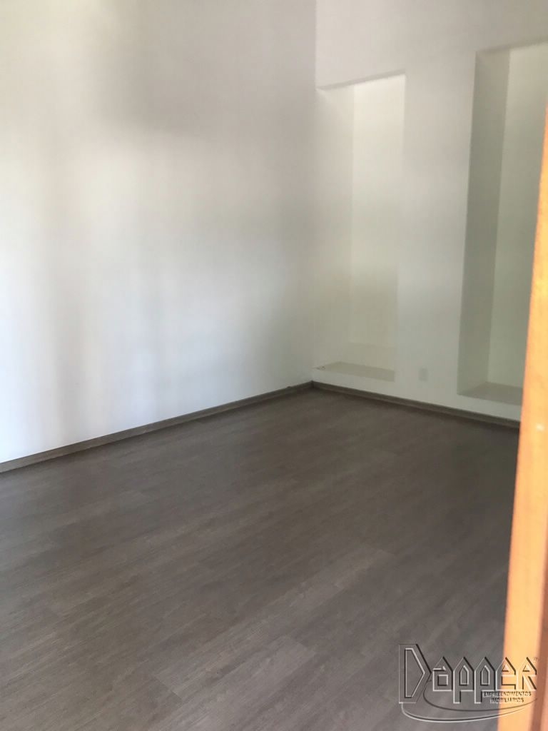 Casa à venda com 3 quartos, 141m² - Foto 7