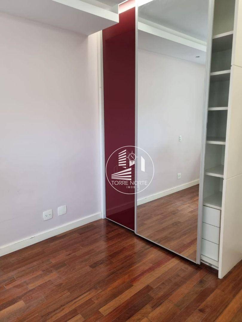 Apartamento à venda com 3 quartos, 263m² - Foto 13