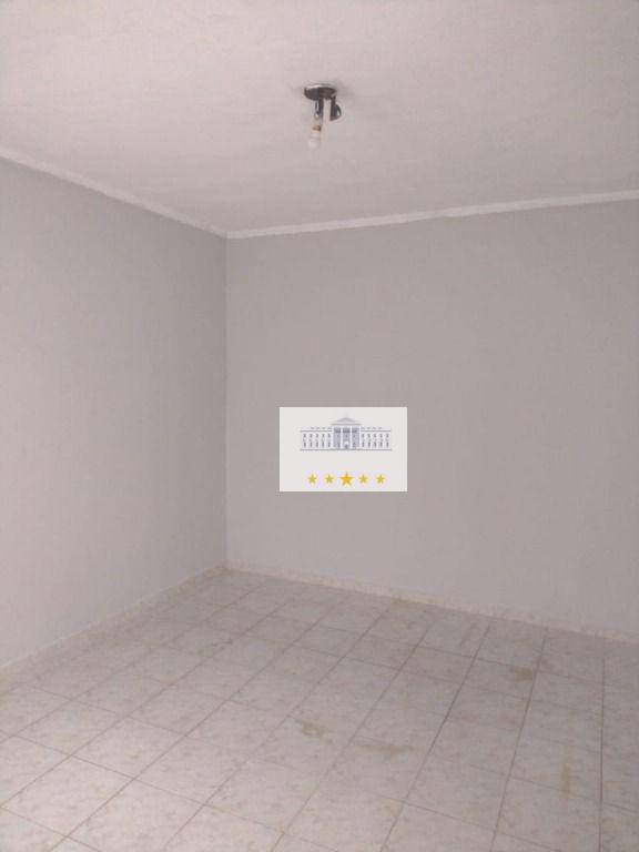 Casa à venda com 3 quartos, 141m² - Foto 7
