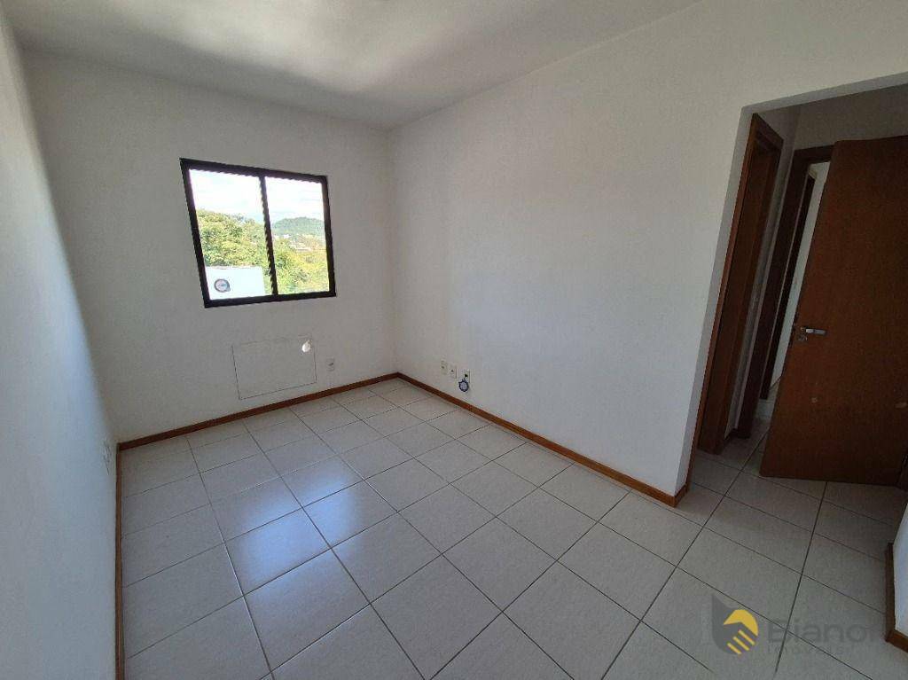 Apartamento para alugar com 2 quartos, 64m² - Foto 15