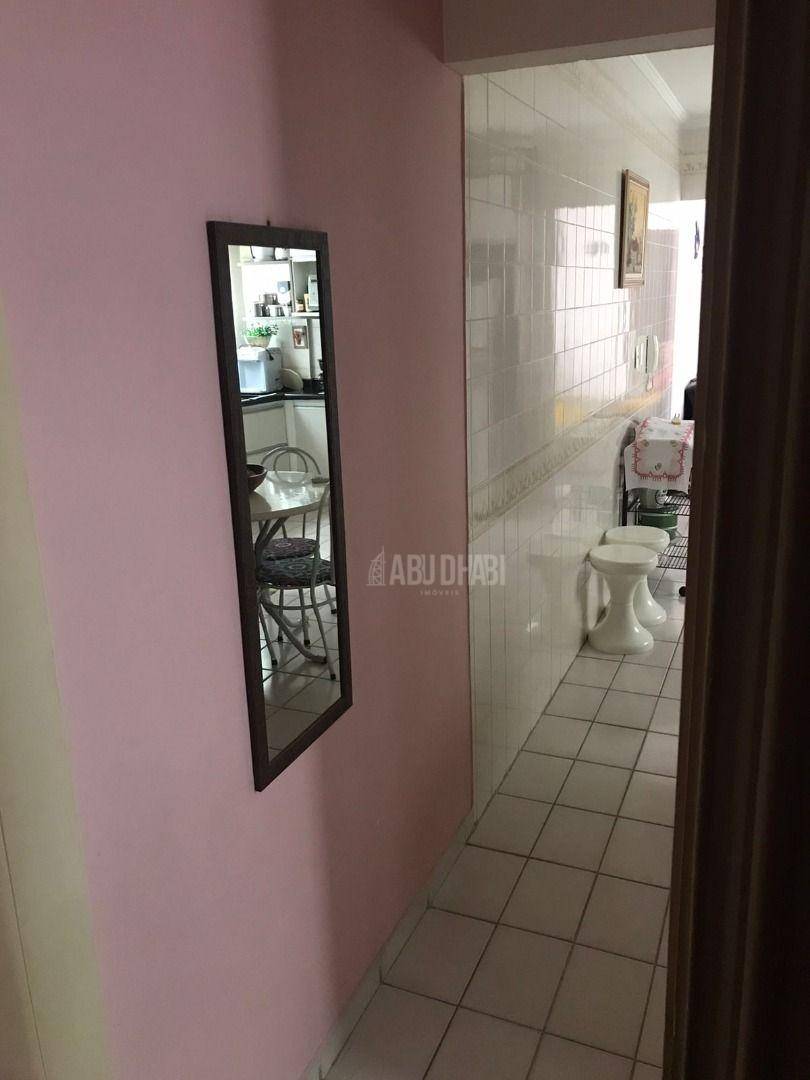 Apartamento à venda com 1 quarto, 54m² - Foto 11