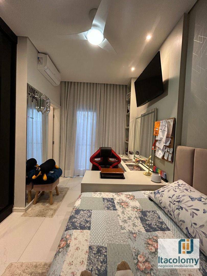 Casa de Condomínio à venda com 3 quartos, 220m² - Foto 10