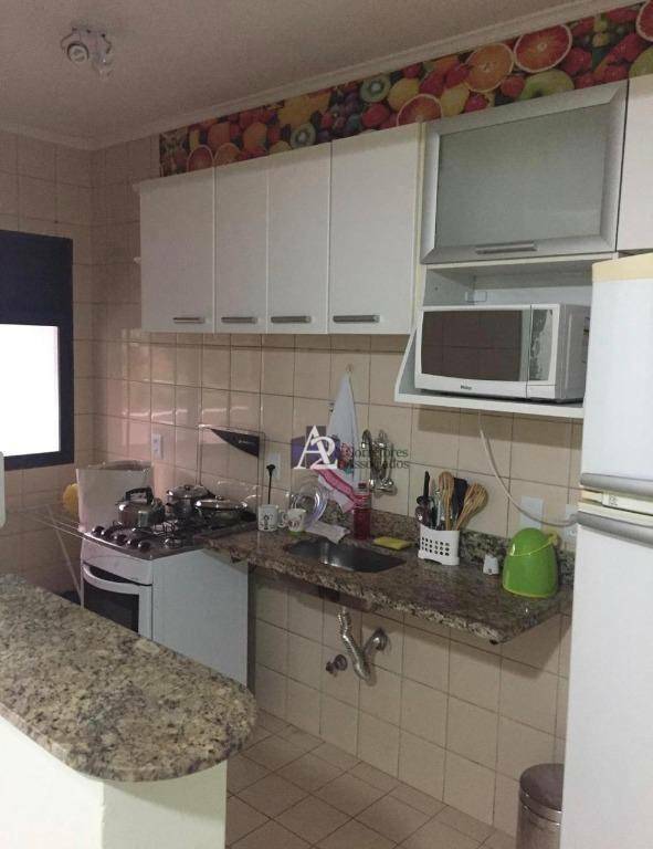 Apartamento à venda com 3 quartos, 65m² - Foto 11