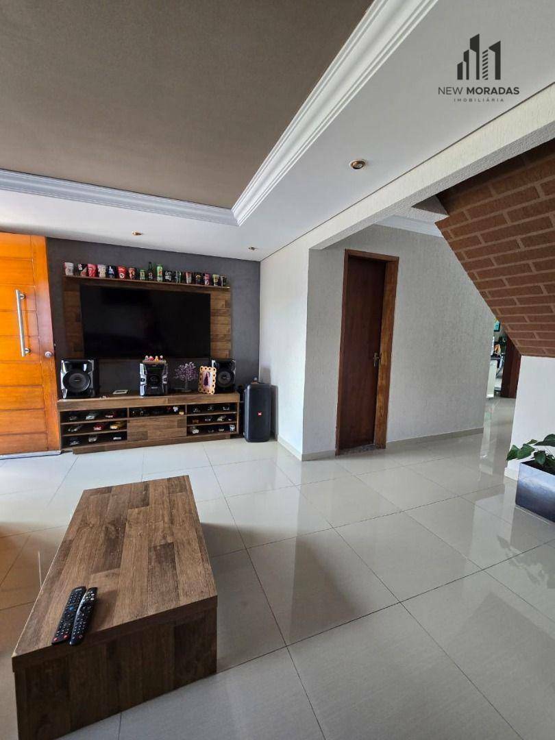 Sobrado à venda com 3 quartos, 191m² - Foto 4