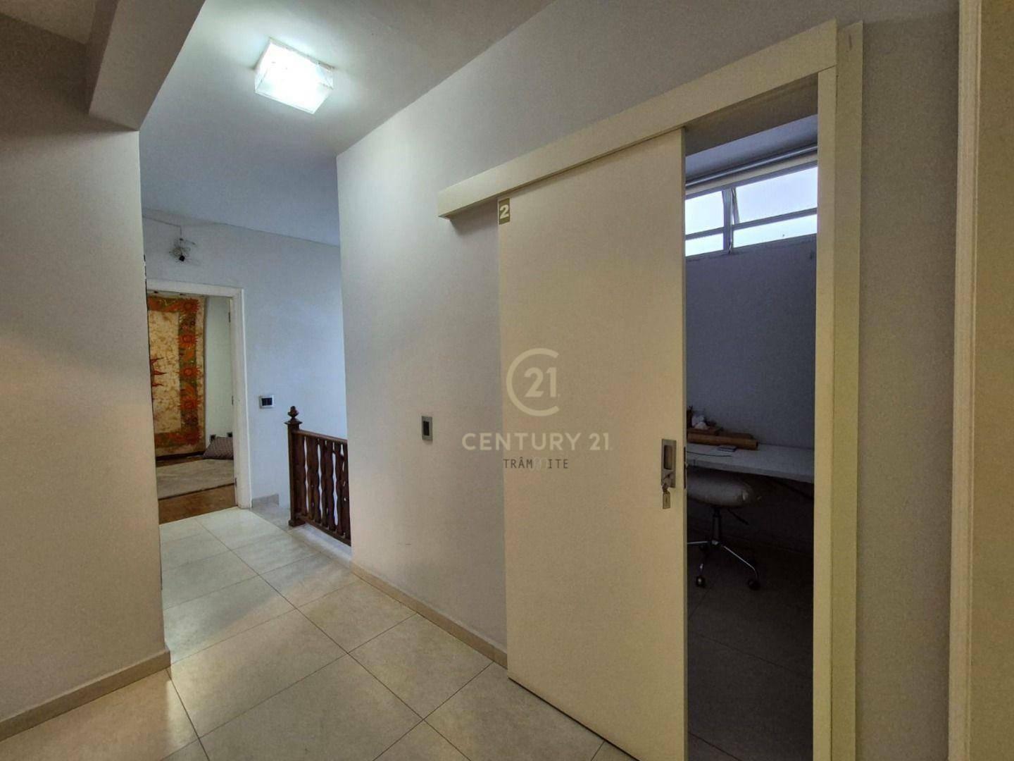 Casa à venda com 5 quartos, 310m² - Foto 22