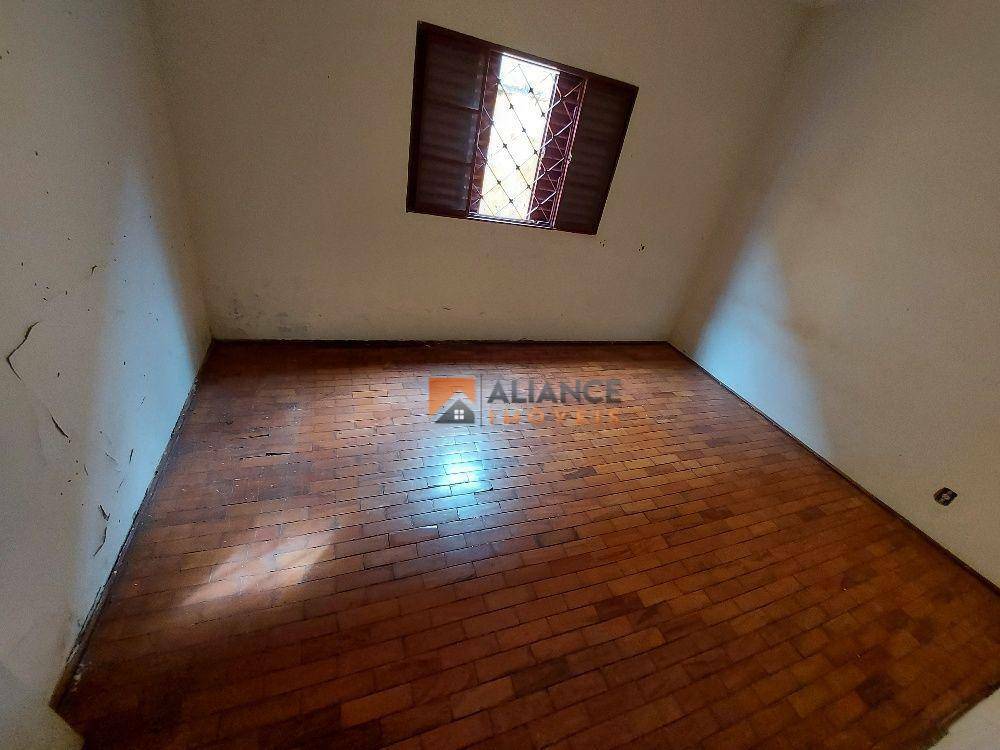 Casa à venda com 2 quartos, 135m² - Foto 10