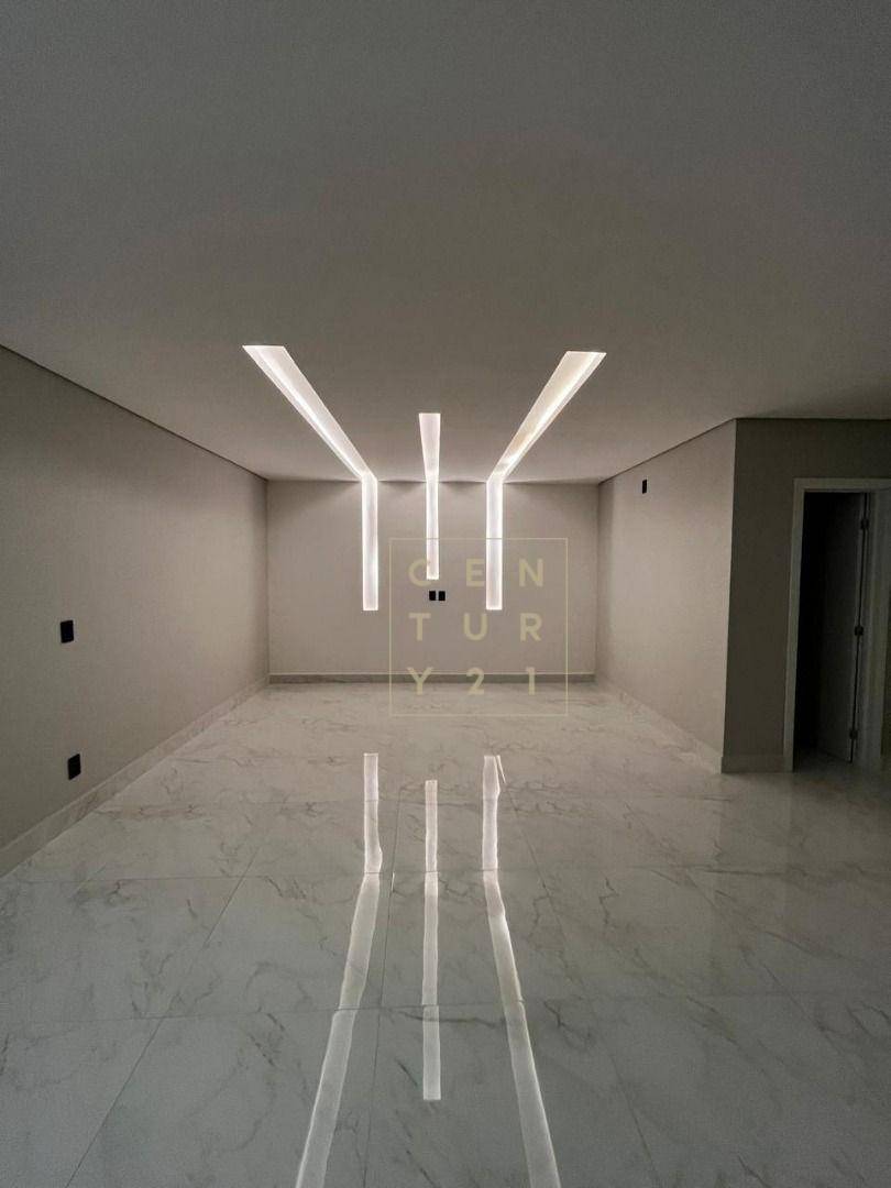 Casa de Condomínio à venda com 4 quartos, 400m² - Foto 19