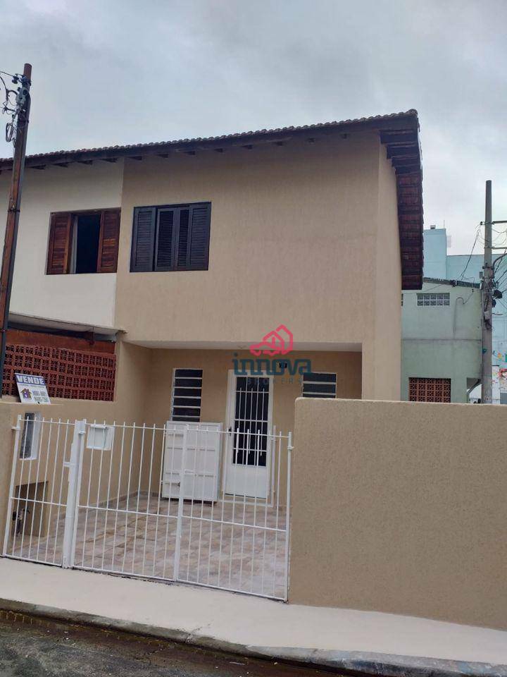 Sobrado à venda com 2 quartos, 82m² - Foto 12