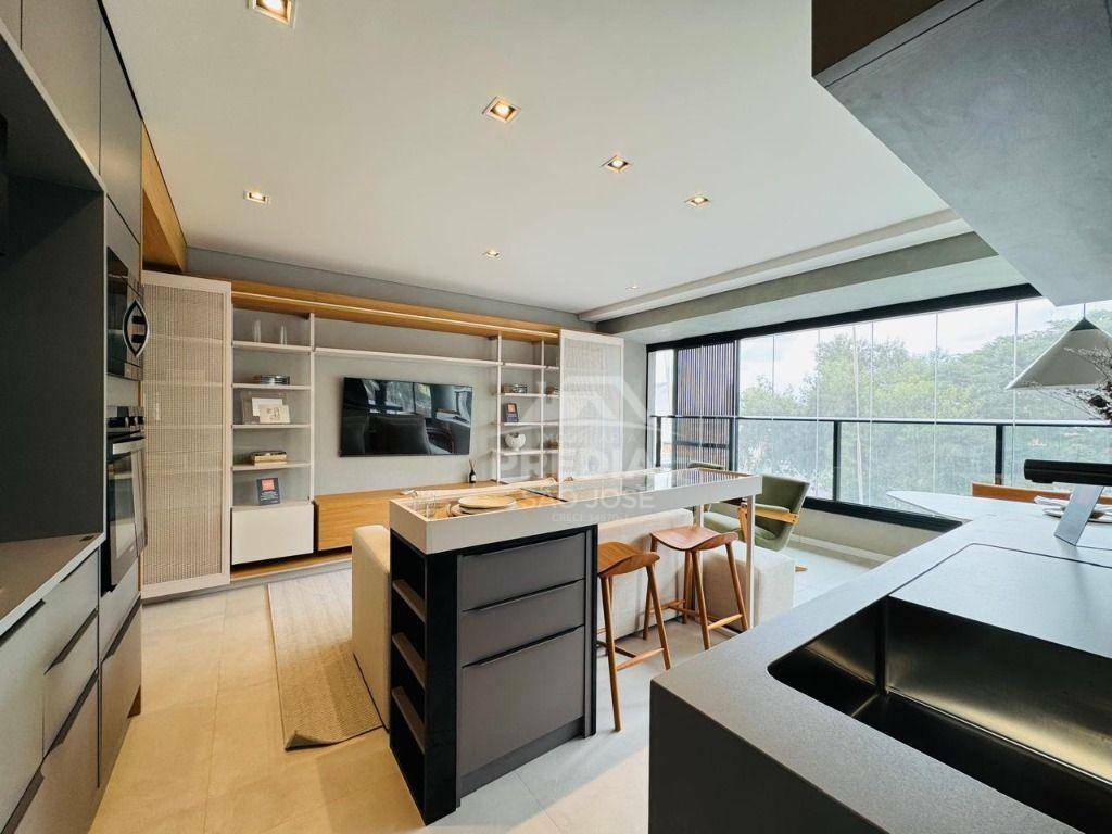 Apartamento à venda com 3 quartos, 93m² - Foto 6