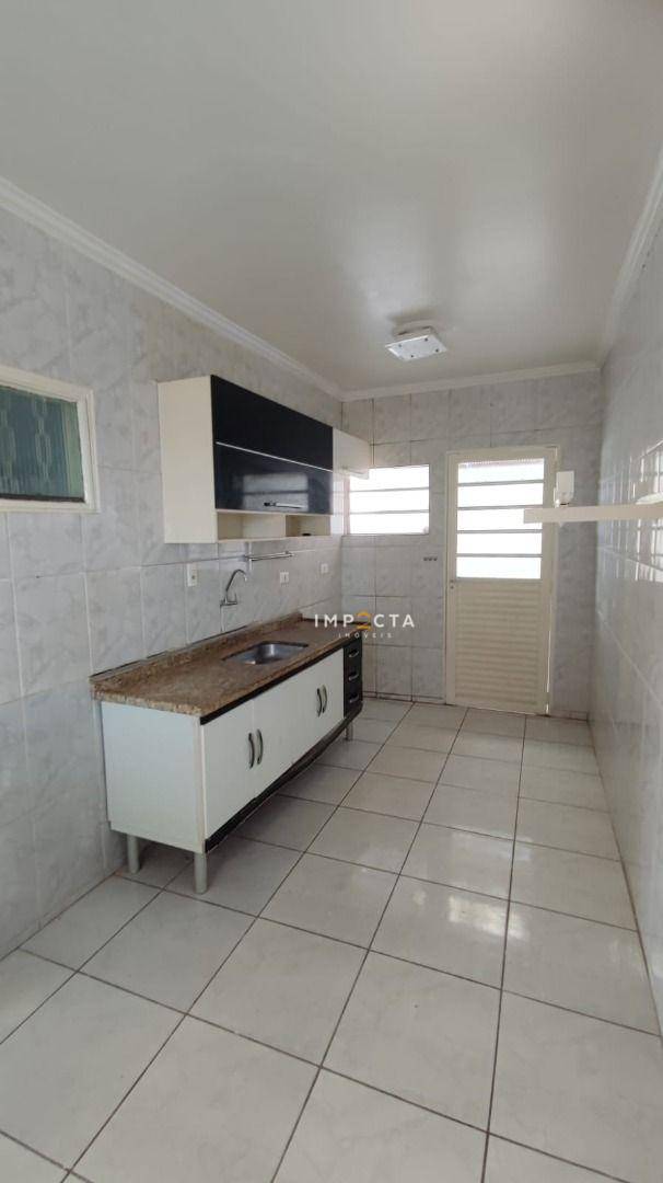 Casa à venda com 4 quartos, 141m² - Foto 11