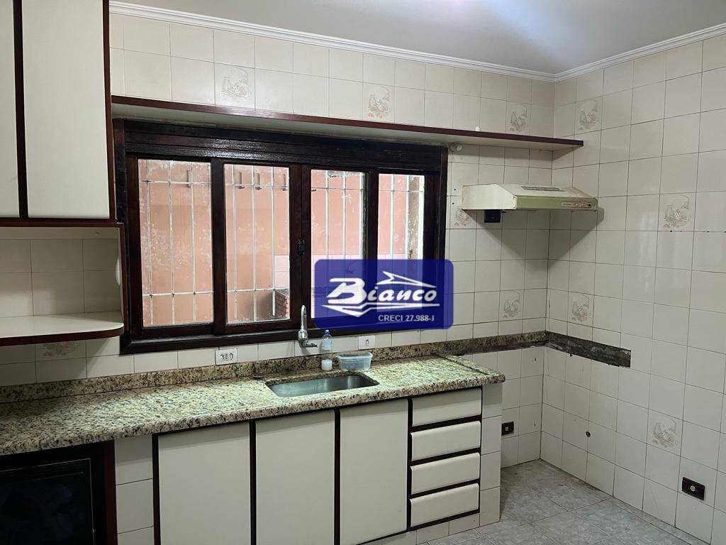 Sobrado à venda com 3 quartos, 232m² - Foto 37