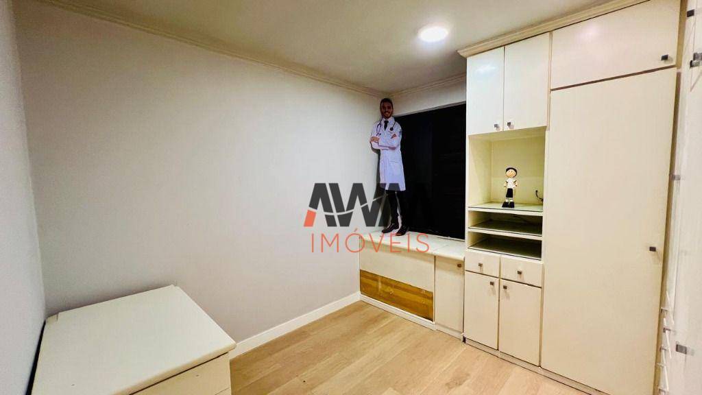 Apartamento à venda com 5 quartos, 262m² - Foto 12