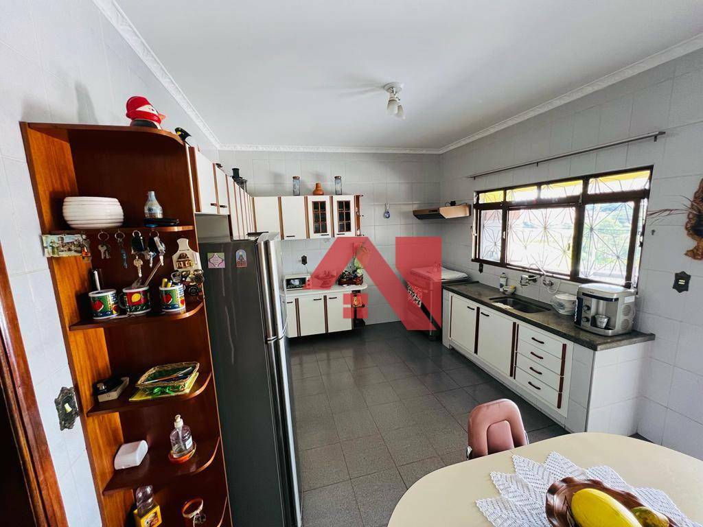 Sobrado à venda com 3 quartos, 435m² - Foto 31