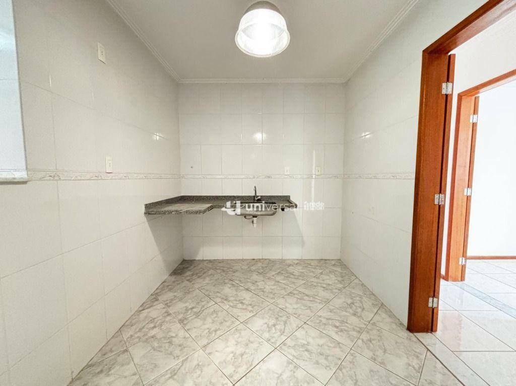 Apartamento à venda e aluguel com 3 quartos, 98m² - Foto 4