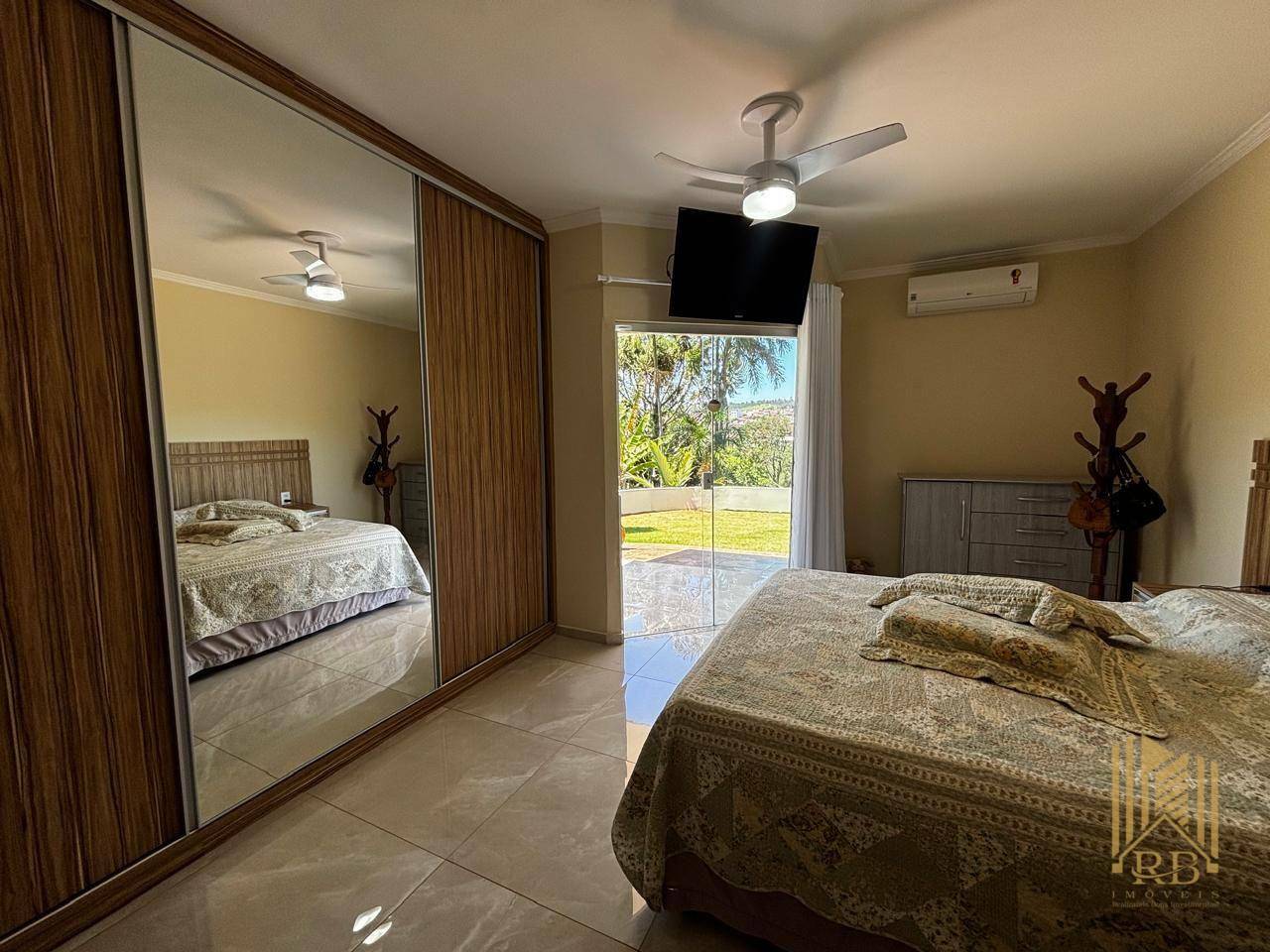 Chácara à venda com 5 quartos, 3000M2 - Foto 22