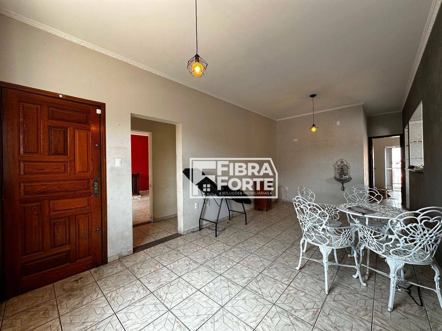 Casa à venda com 4 quartos, 230m² - Foto 31