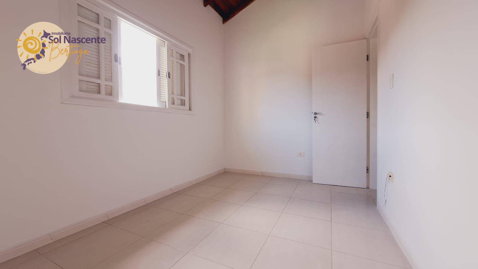 Casa para alugar com 2 quartos, 70m² - Foto 21