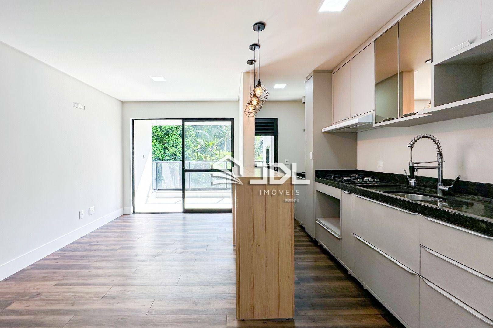 Apartamento à venda com 2 quartos, 71m² - Foto 1