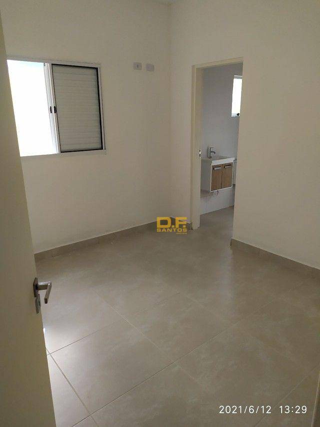 Casa à venda com 2 quartos, 65m² - Foto 12