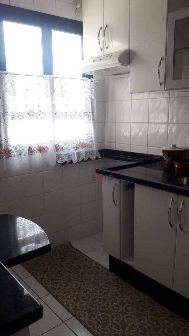 Apartamento à venda com 3 quartos, 75m² - Foto 14