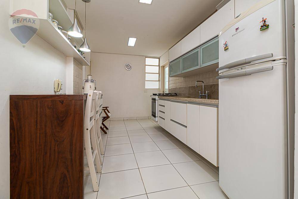 Apartamento à venda com 3 quartos, 111m² - Foto 11