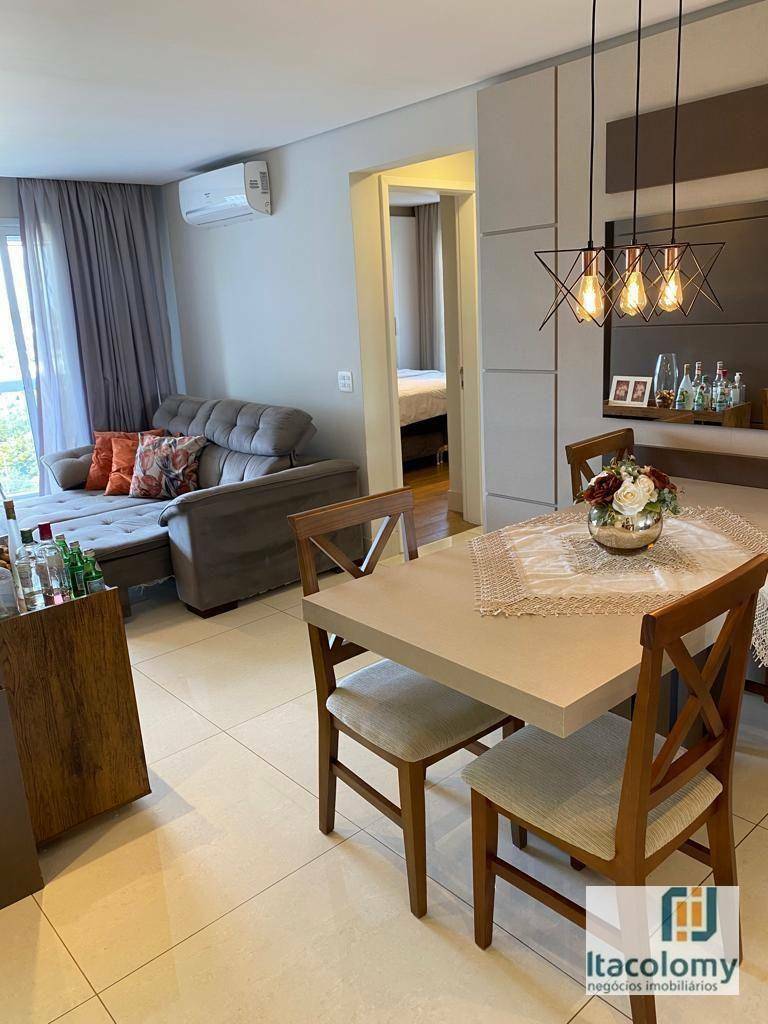 Apartamento à venda com 2 quartos, 72m² - Foto 32