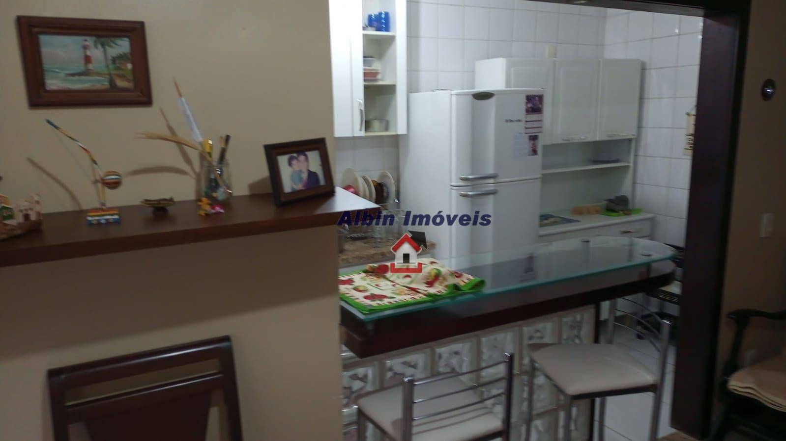 Apartamento à venda com 2 quartos, 65m² - Foto 4