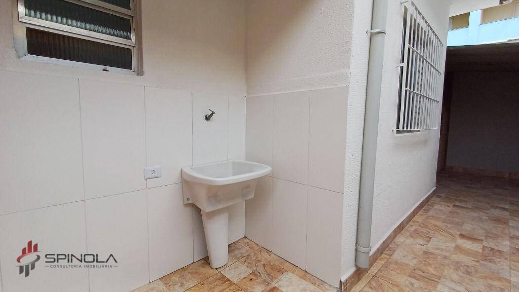 Casa à venda com 2 quartos, 70m² - Foto 6