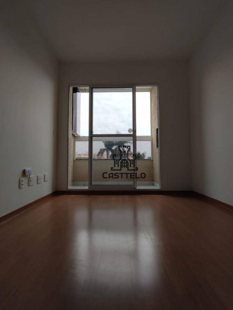 Apartamento à venda com 2 quartos, 46m² - Foto 2