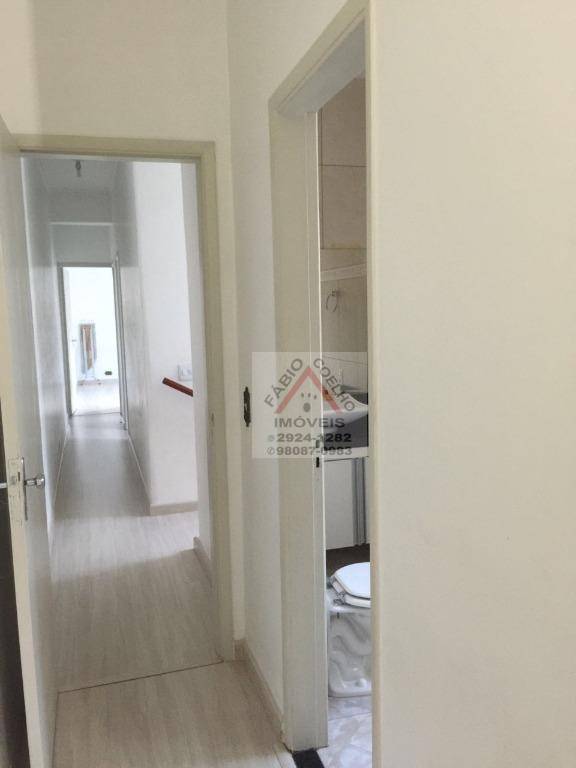 Sobrado à venda com 6 quartos, 168m² - Foto 5