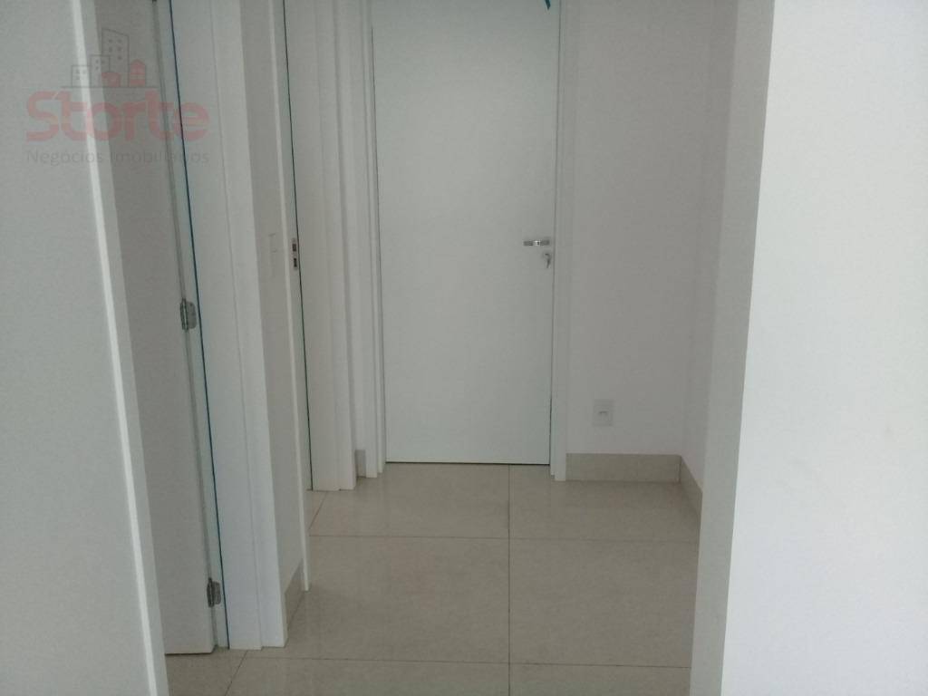 Apartamento à venda com 3 quartos, 143m² - Foto 34