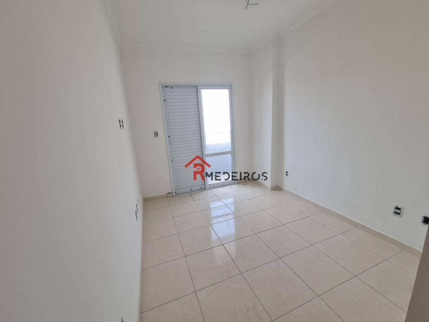 Apartamento à venda com 1 quarto, 40m² - Foto 6