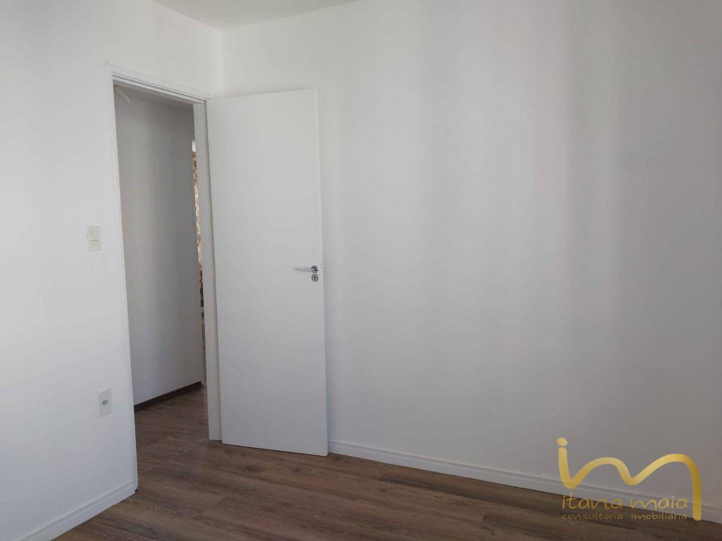 Apartamento à venda com 3 quartos, 98m² - Foto 11