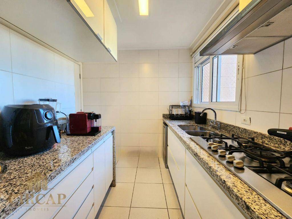 Apartamento à venda com 3 quartos, 118m² - Foto 9