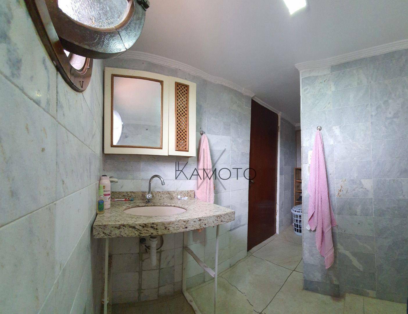 Sobrado à venda e aluguel com 6 quartos, 245m² - Foto 31