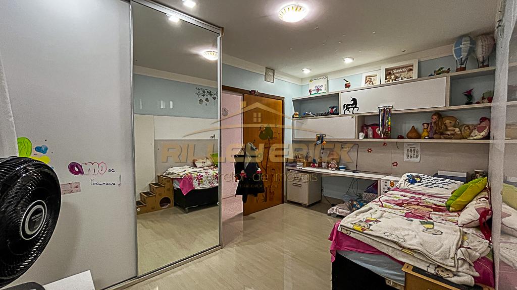 Casa à venda com 4 quartos, 260m² - Foto 14