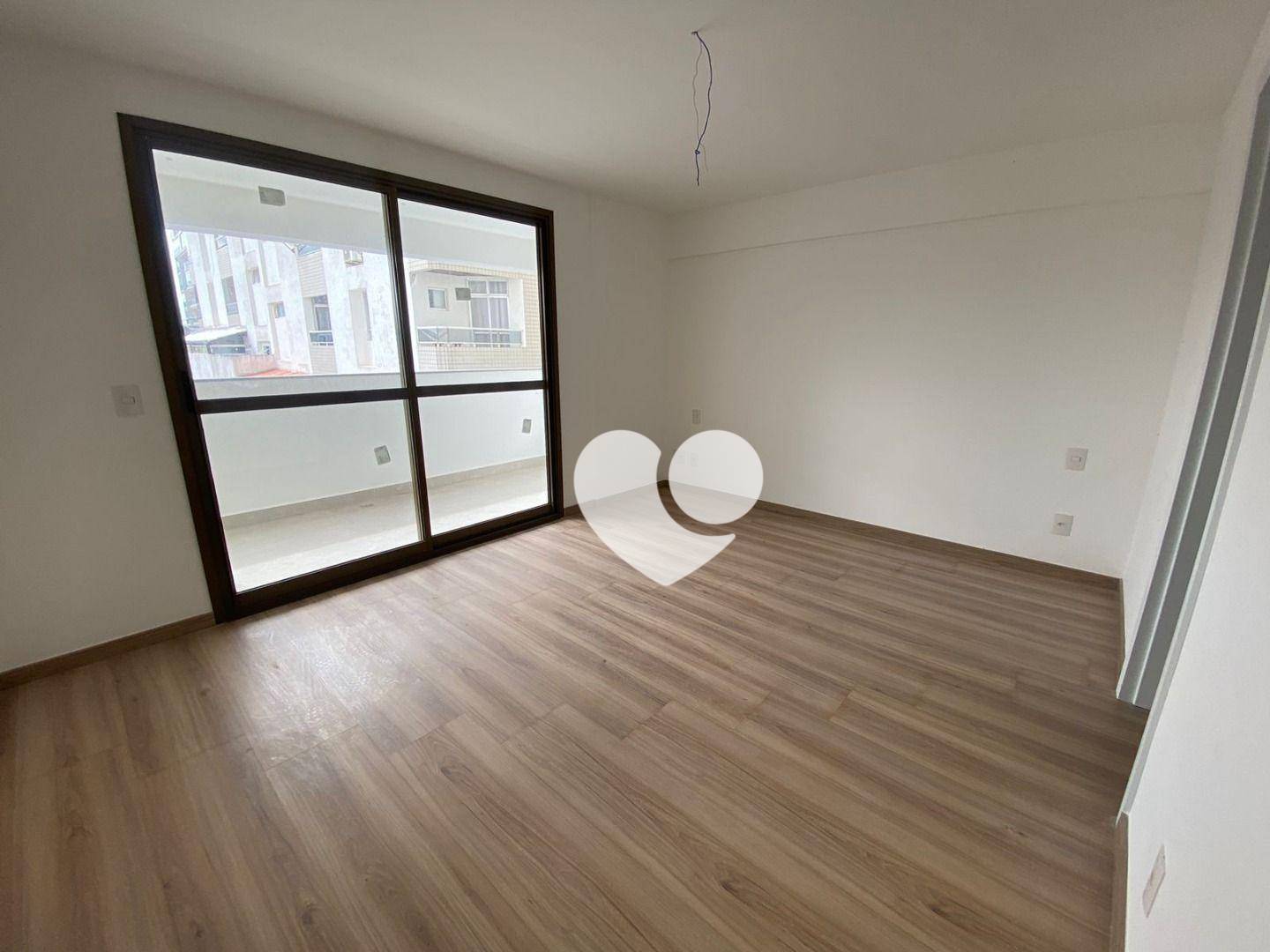 Apartamento à venda com 4 quartos, 196m² - Foto 13