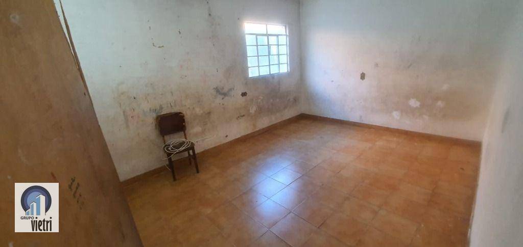 Sobrado à venda com 5 quartos, 250m² - Foto 9