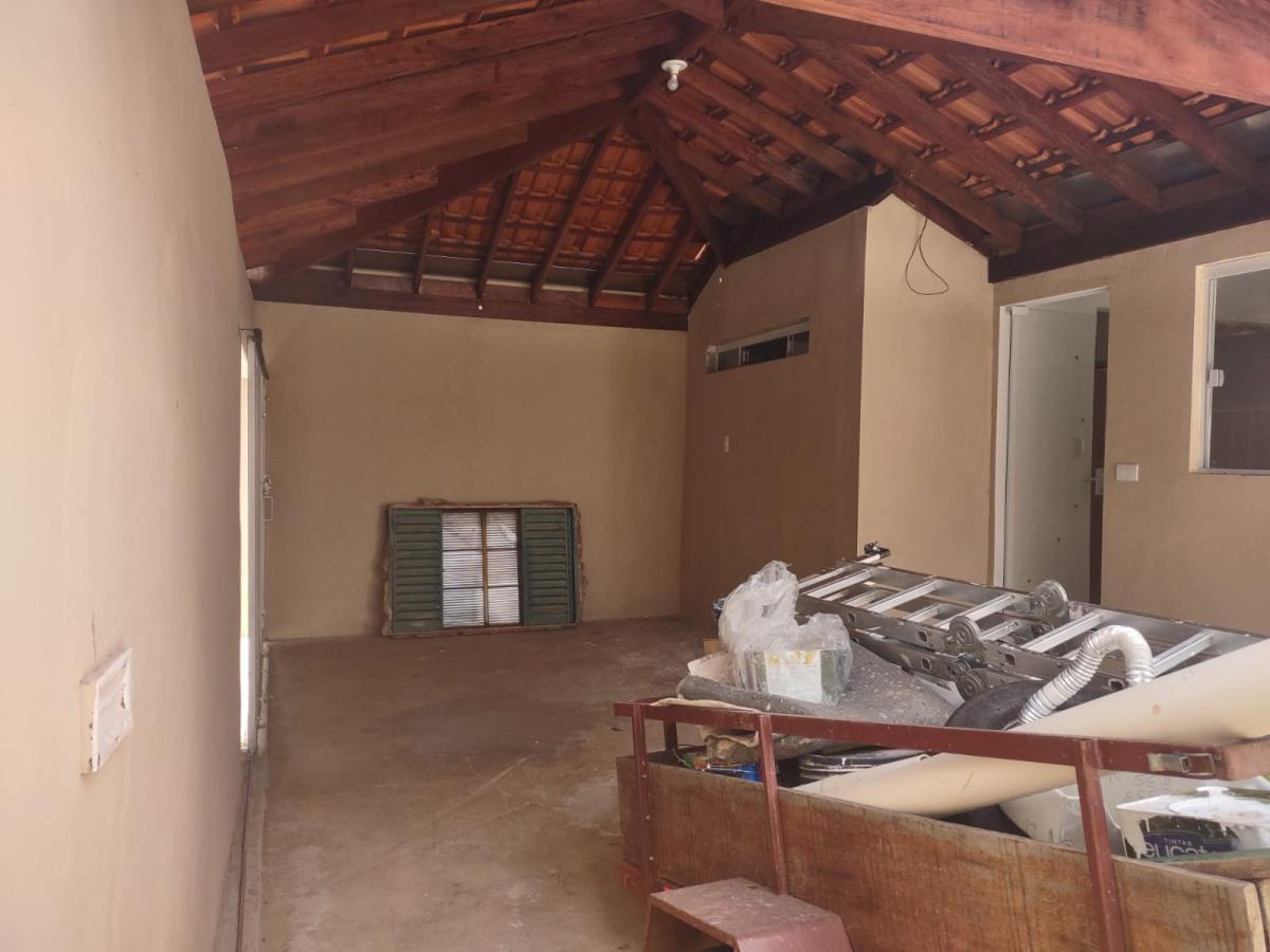 Casa à venda com 3 quartos, 200m² - Foto 7