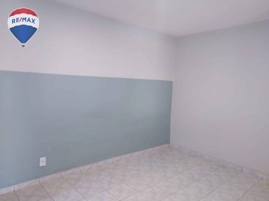 Casa para alugar com 1 quarto, 70m² - Foto 5