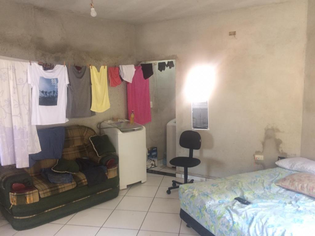 Casa à venda com 6 quartos, 200m² - Foto 16