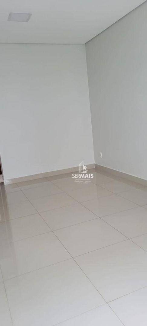 Apartamento para alugar com 3 quartos, 76m² - Foto 14