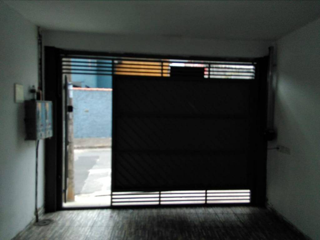 Casa à venda com 3 quartos, 200m² - Foto 2